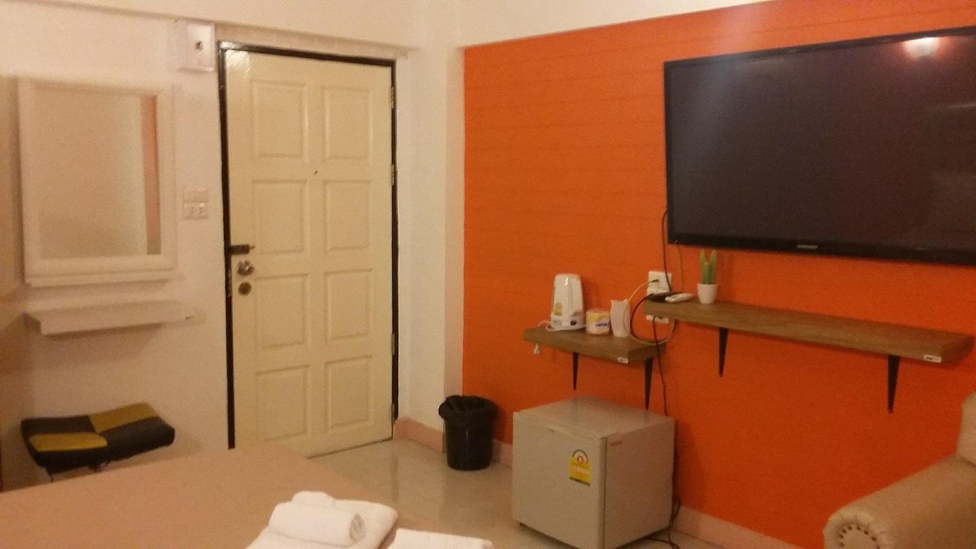 Sudyod Apartment Bangkok Bagian luar foto