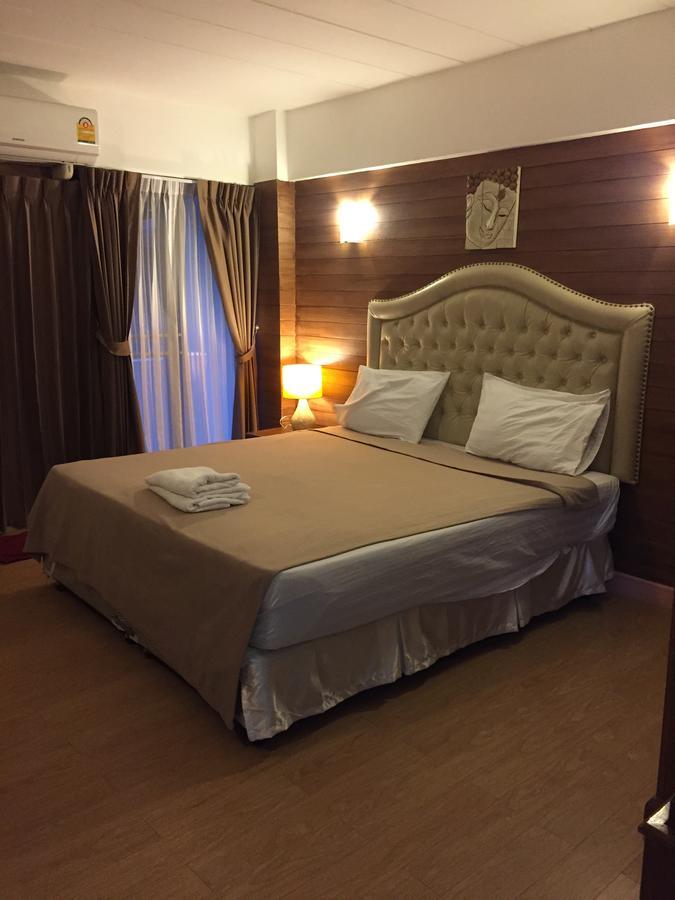 Sudyod Apartment Bangkok Bagian luar foto