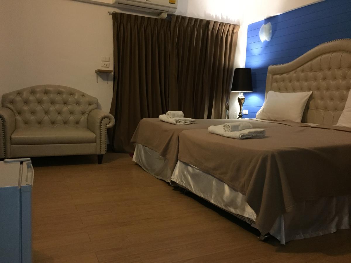 Sudyod Apartment Bangkok Bagian luar foto